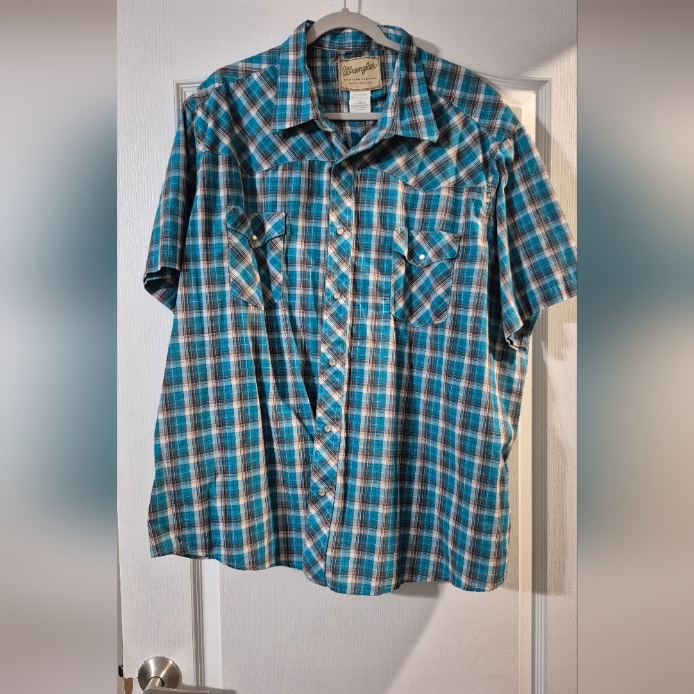 Wrangler Men's Blue Plaid Shirt